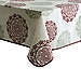 Mantel blanco con servilletas