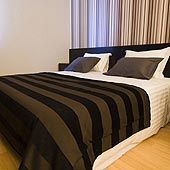 HALL88 APARTAHOTEL
