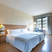 TRYP JEREZ