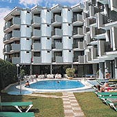 HOTEL ROC LAGO ROJO