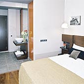 987 PRAGUE HOTEL