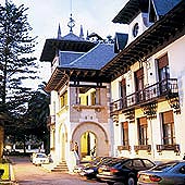 PALACIO DE ARIAS