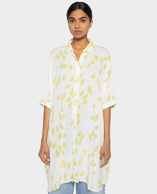 Vestido de mujer Parfois de manga francesa con estampado amarillo Vestido de mujer Parfois de manga francesa con estampado amarillo