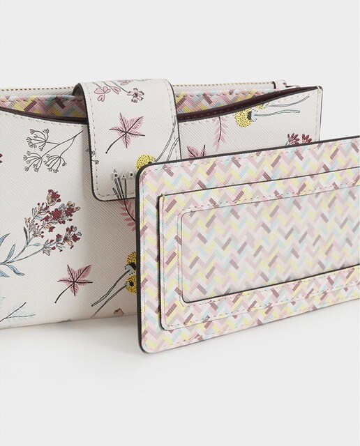 Cartera de mujer Parfois multicolor con estampado floral Cartera de mujer Parfois multicolor con estampado floral