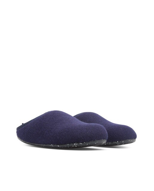 Zapatillas de casa de hombre Camper con suela efecto picado en color azul Zapatillas de casa de hombre Camper con suela efecto picado en color azul