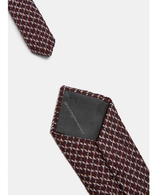 Corbata de hombre Adolfo Dominguez con lana y estampado de cuadros Corbata de hombre Adolfo Dominguez con lana y estampado de cuadros