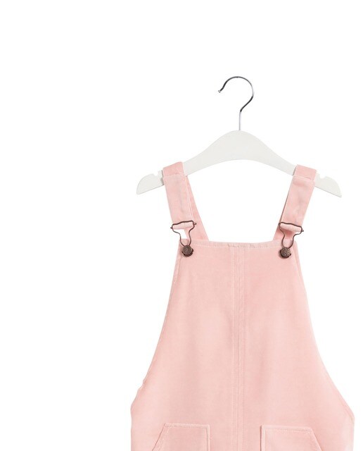 Peto de niña Sainte Claire de terciopelo en rosa Peto de niña Sainte Claire de terciopelo en rosa