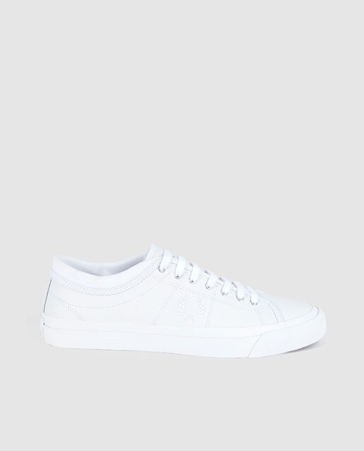 Zapatillas de piel de hombre blancas