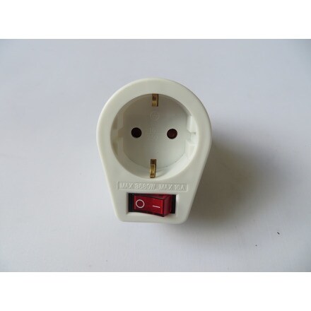 Image of Toma 16 Amp Con Interruptor 000303006480