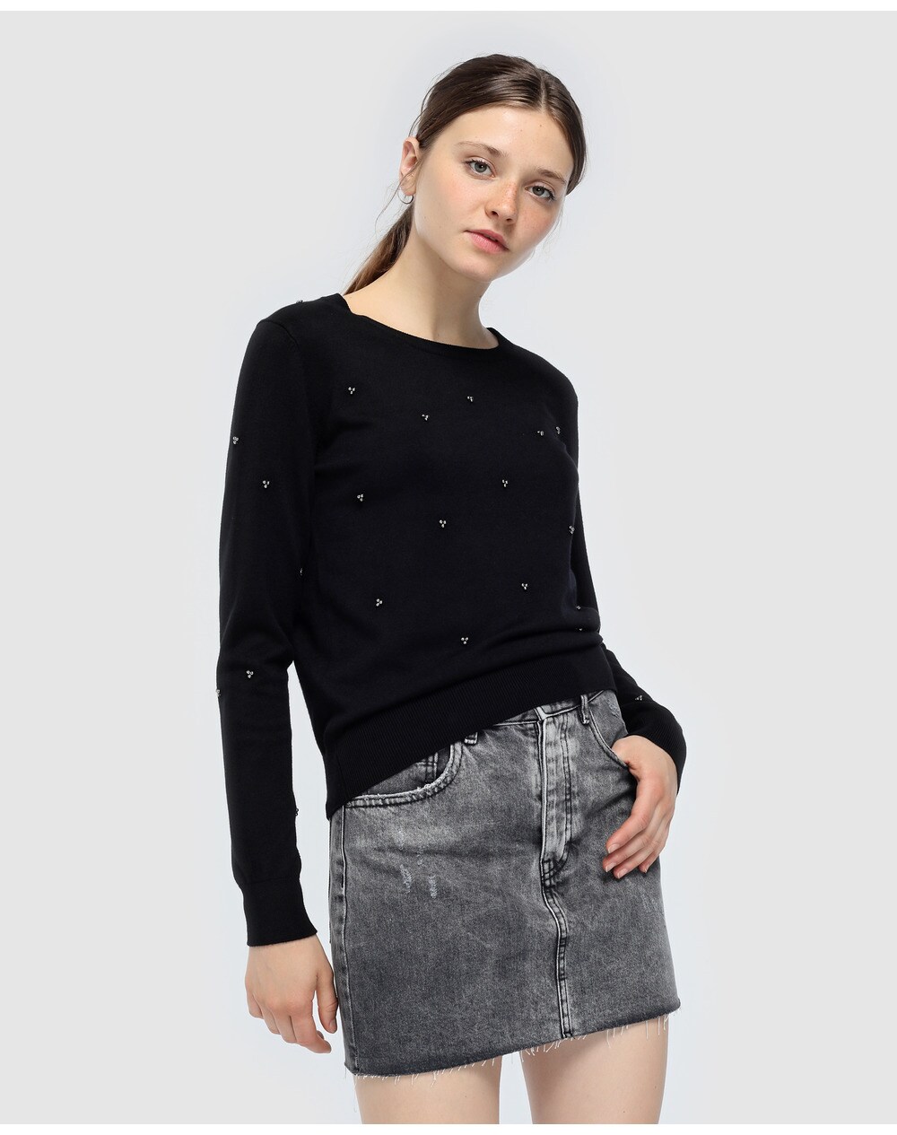 Easy Wear women's denim skirt with frayed hem, Black. thumbnail