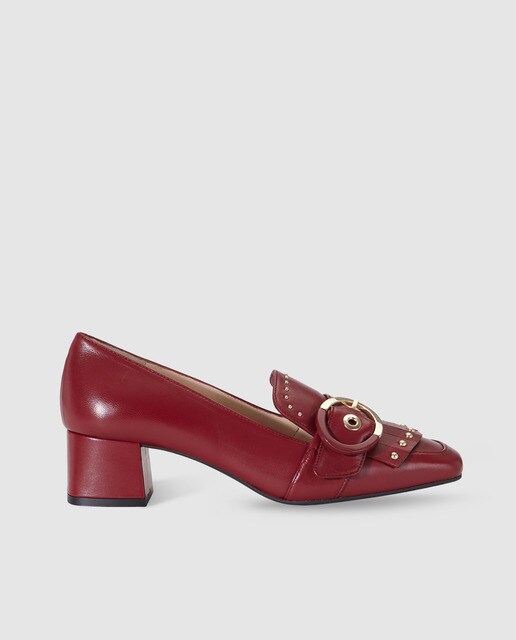 Mocassins de tacão de mulher Latouche bordeaux com adorno de fivela e franjas Mocassins de tacão de mulher Latouche bordeaux com adorno de fivela e franjas