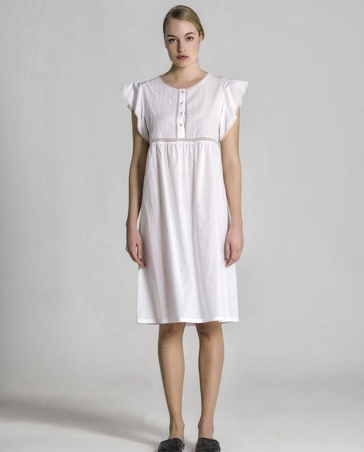 Camisa de dormir IORA com renda