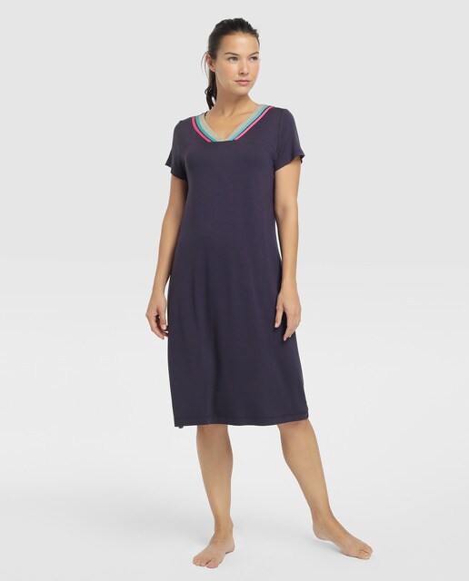 Vestido para casa de manga curta com decote em bico Vestido para casa de manga curta com decote em bico