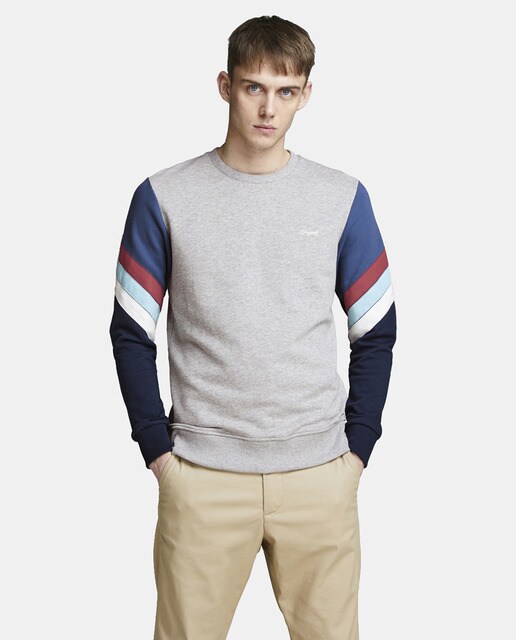 Sudadera de hombre gris con cuello redondo Sudadera de hombre gris con cuello redondo