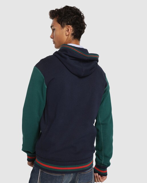 Chaqueta deportiva de hombre con capucha Chaqueta deportiva de hombre con capucha