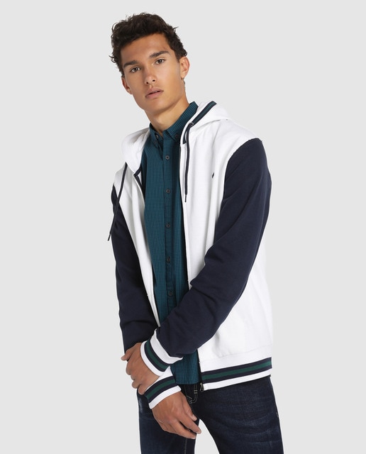 Chaqueta deportiva de hombre con capucha Chaqueta deportiva de hombre con capucha