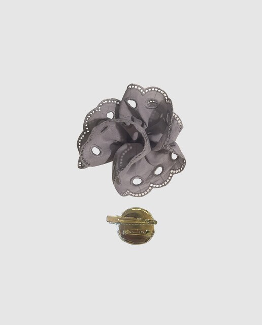 Mola tipo bico de pato Cuini com fita bordada cinzenta