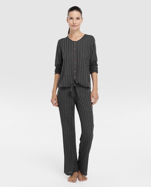Pijama completo cinzento Pijama completo cinzento