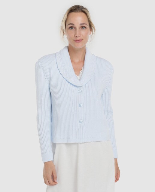 Capa azul com colarinho de smoking Capa azul com colarinho de smoking