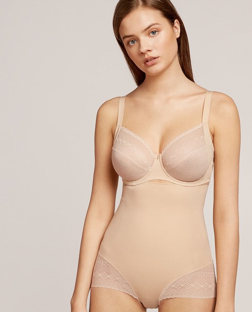 Soutien Moments 7 nude com aro de máxima fixação Soutien Moments 7 nude com aro de máxima fixação