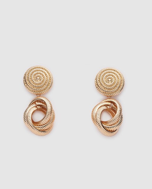 Brincos El Corte Inglés de conchas e círculos dourados