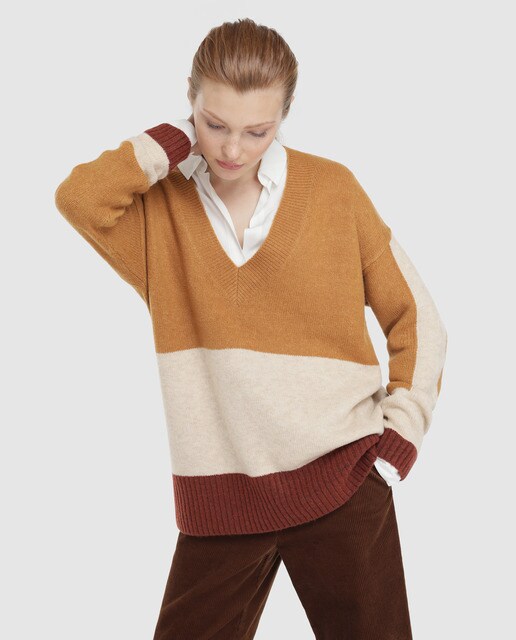 Camisola de malha às riscas de mulher com decote em bico