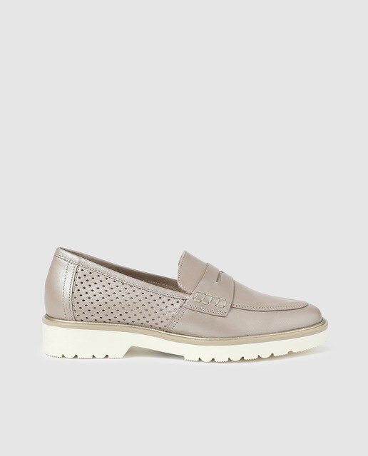 Mocassins em pele cru