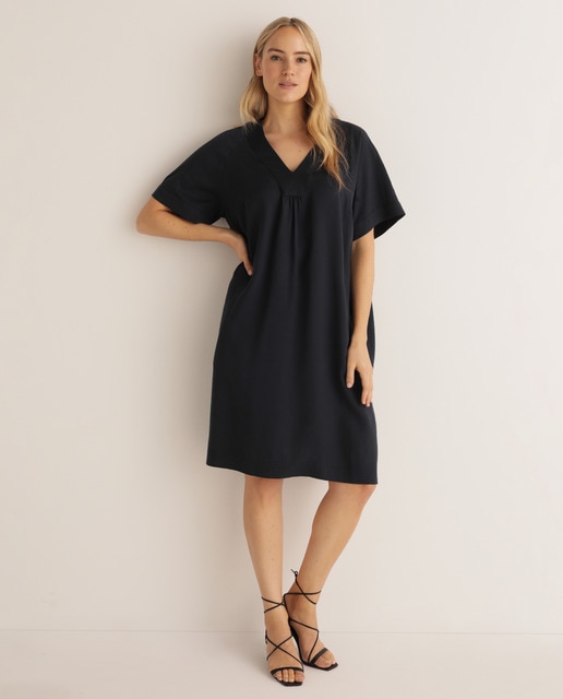 Vestido curto de tencel tamanhos grandes Vestido curto de tencel tamanhos grandes