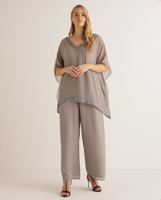 Macacão de mulher tamanhos grandes com efeito de duas peças