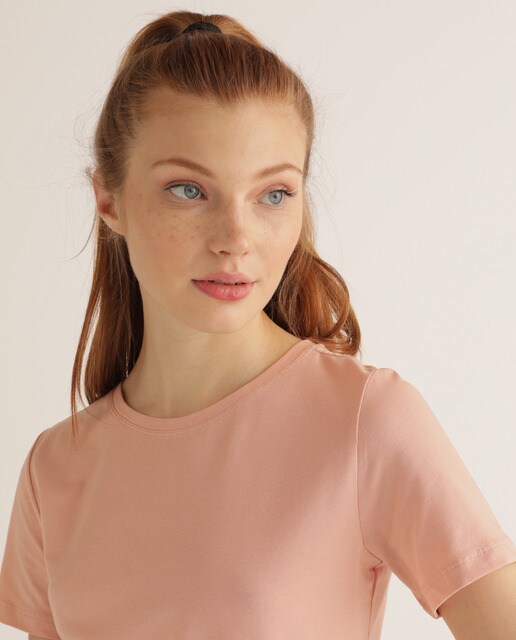 T-shirt básica de mulher de manga curta