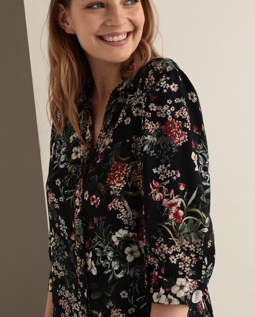 Vestido camiseiro curto tamanhos grandes