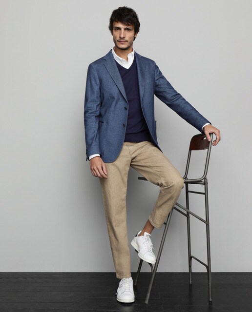 Blazer regular de malha azul de homem Blazer regular de malha azul de homem