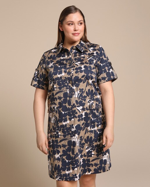 Vestido camiseiro com estampado floral