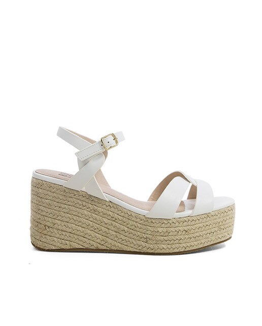 Alpercatas de cunha brancas com tiras cruzadas