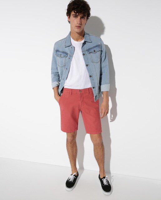 Men's coral chino-style Bermuda shorts 