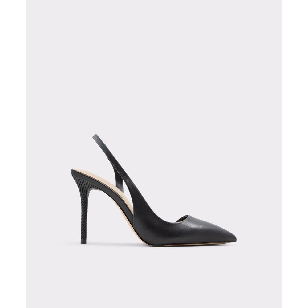 Zapatos de salón de mujer de color negro fabricados en piel destalonados