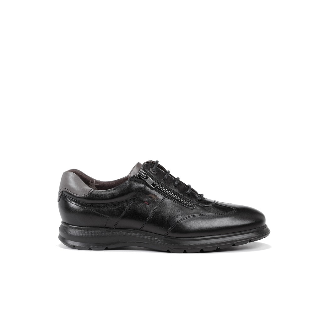 Fluchos - Zapatos de cordones de hombre Fluchos en color negro y fabricados en piel.
