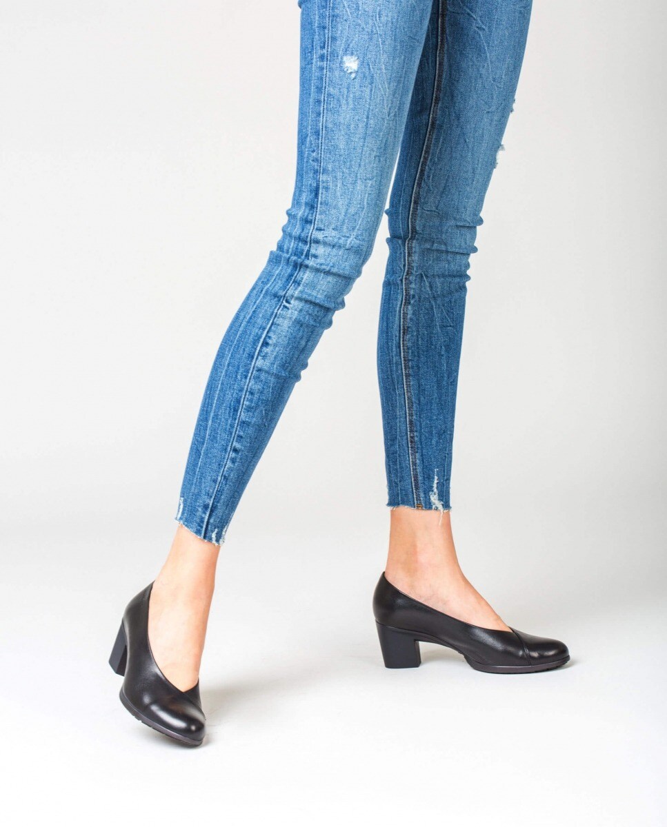 Zapatos de salón de mujer Wonders de piel en negro · Moda · El Corte Inglés