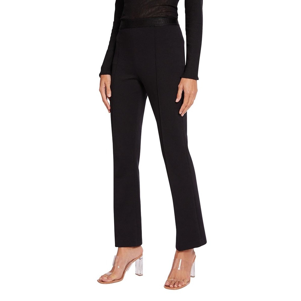 Wolford - Pantalón de campana de mujer liso color negro.
