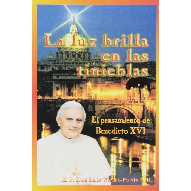 LA LUZ BRILLA EN LAS TINIEBLAS.pdf