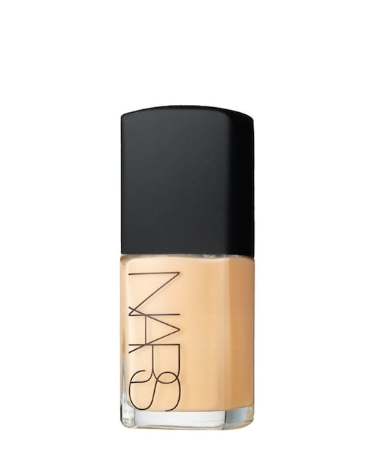 Nars – Base de maquillaje Sheer Glow Foundation Nars.