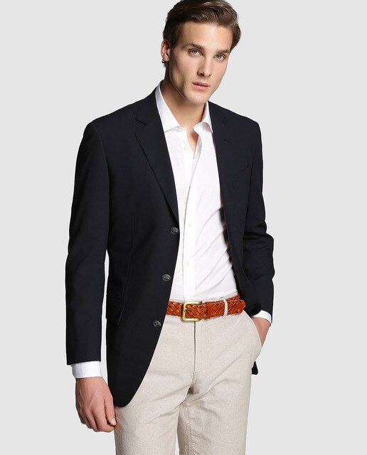 Americanas para hombres ¿Americanas Elegantes Baratos Para hombre? ¿Sabíais que las americanas son la prenda de más alto nivel que puede llevar un hombre? Mientras que la mujer se destaca con cualquier cosa.