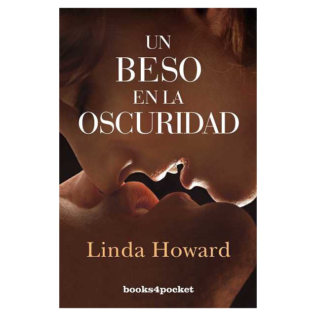 Un beso en la oscuridad.pdf