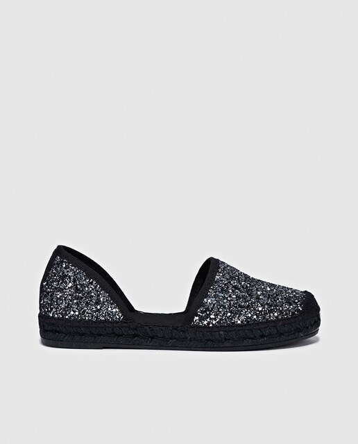 Alpargatas planas de mujer Vidorreta negras con glitter