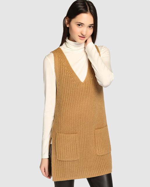 womens sleeveless knitwear