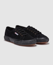 superga negras