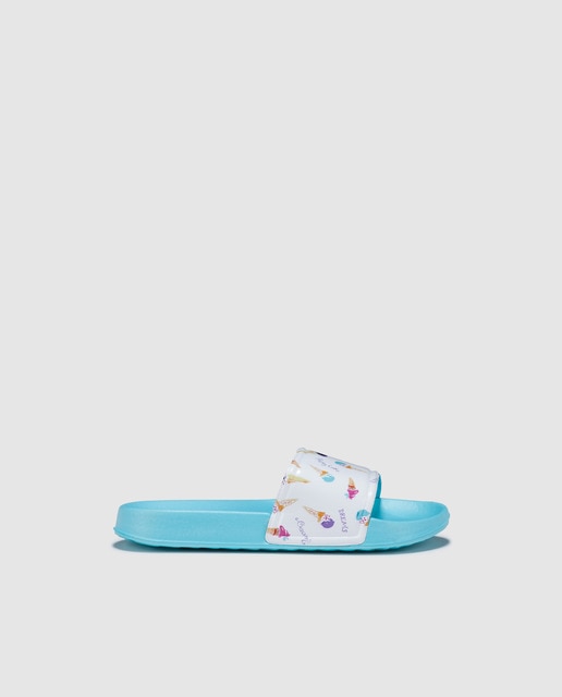 pale blue flip flops