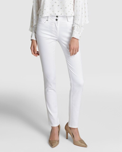 Pantalones blanco de mujer ENVÍO GRATUITO. Tenemos los pantalones icono de los años Compra online y llegarán a la puerta de tu casa.
