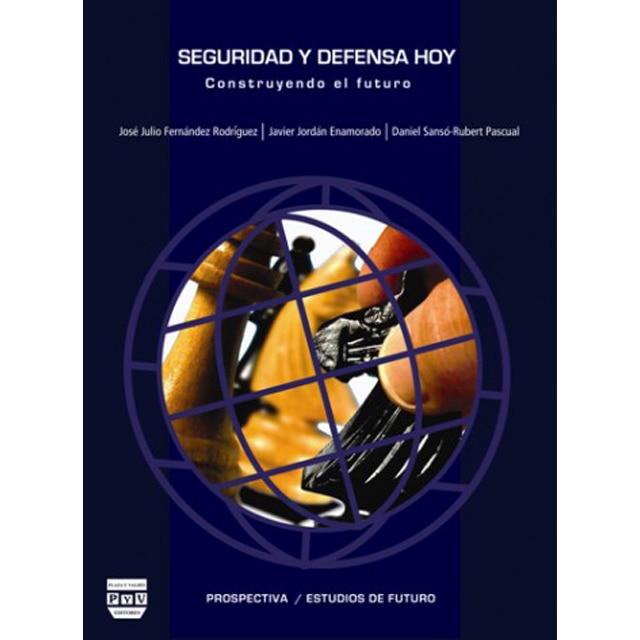 Seguridad y defensa hoy (Tapa blanda)