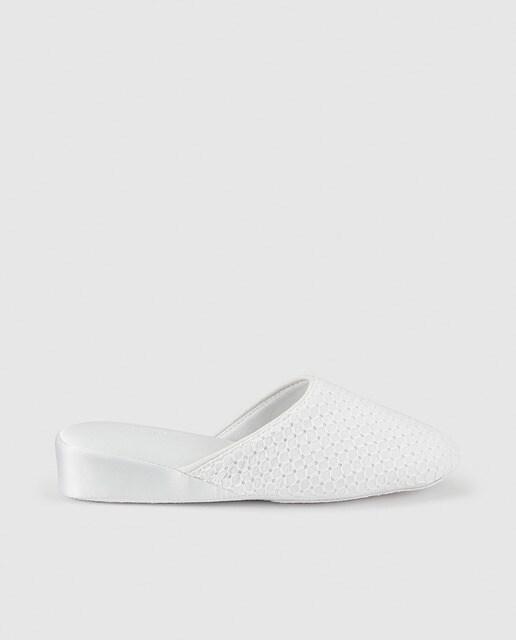 white mule slippers